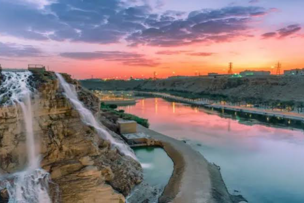Walking trail at Wadi Namar in Riyadh