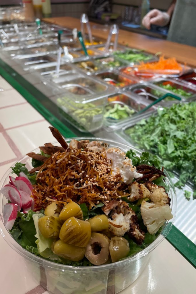 Plenty Sld's healthy bowls Riyadh