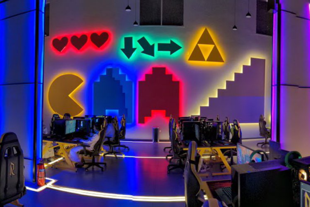 Ress Gaming Center Riyadh: Gaming, VR & Esports Experience