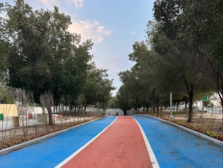 Al Nahda Park 7 km running loop in Riyadh surrounded by green spaces